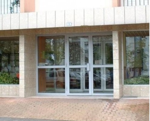 Porte d'allées d'immeubles - Service régies lyon Porte d'allées d'immeubles - Service régies lyon
